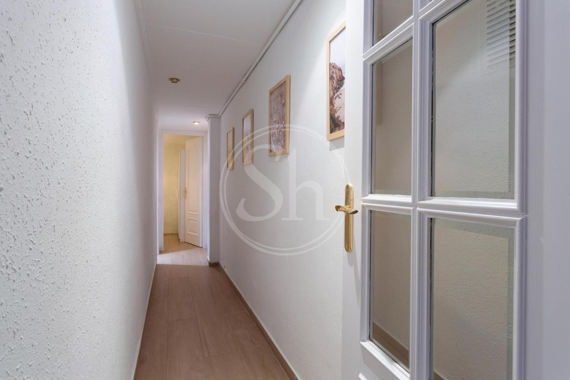 Practico Apartamento Cerca De Estacion De Sants Барселона Екстериор снимка