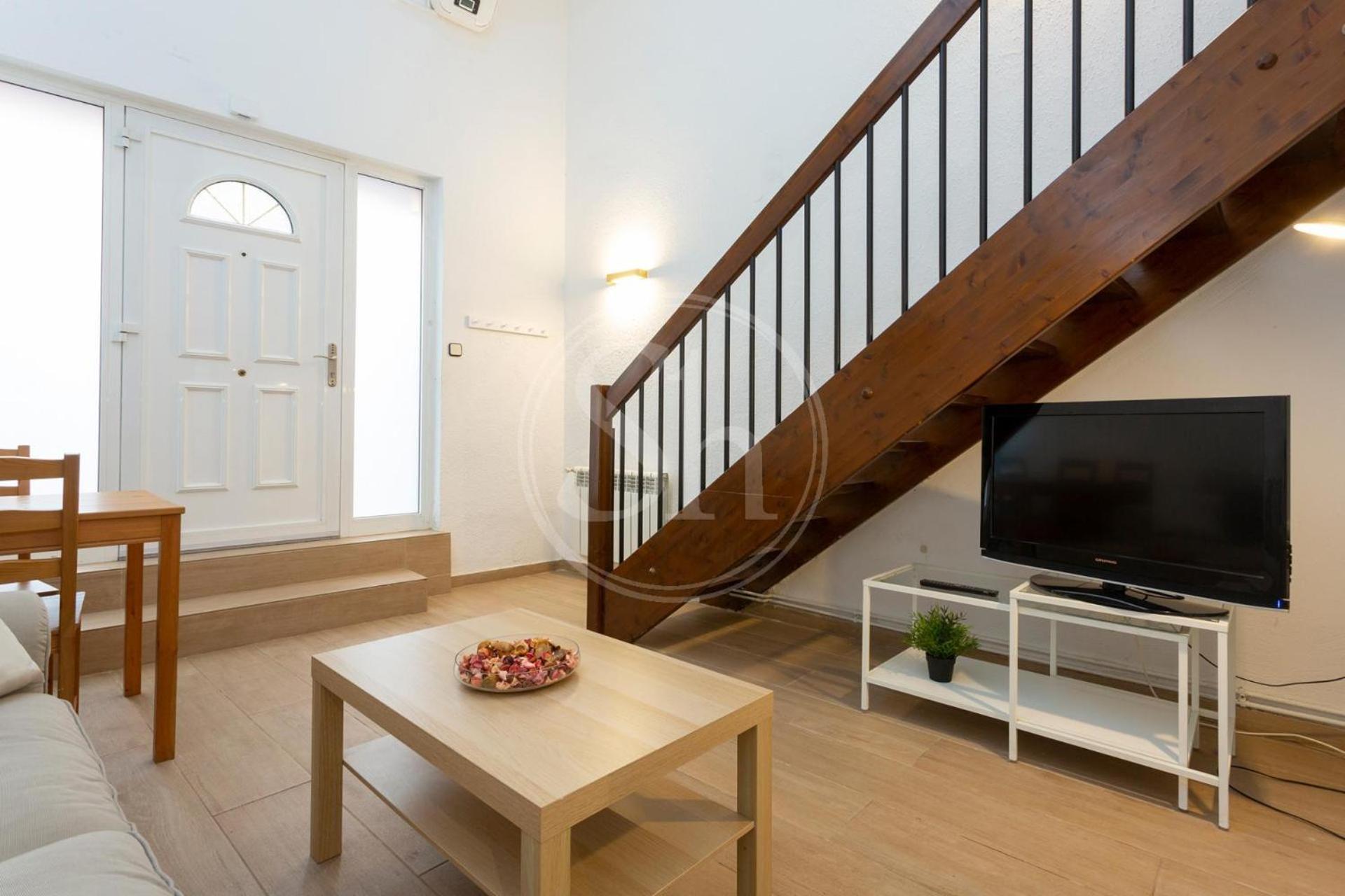 Practico Apartamento Cerca De Estacion De Sants Барселона Екстериор снимка