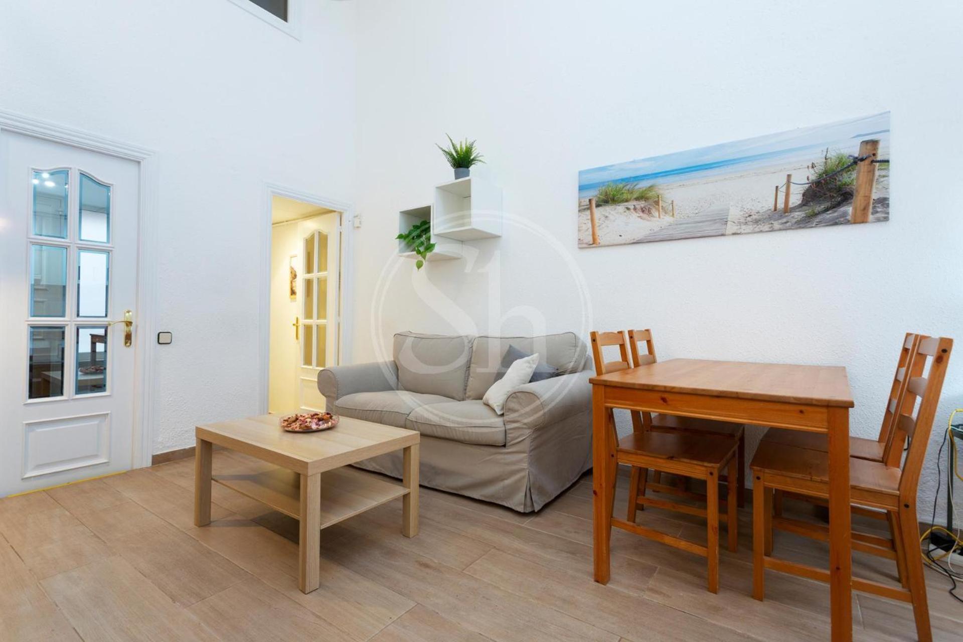 Practico Apartamento Cerca De Estacion De Sants Барселона Екстериор снимка